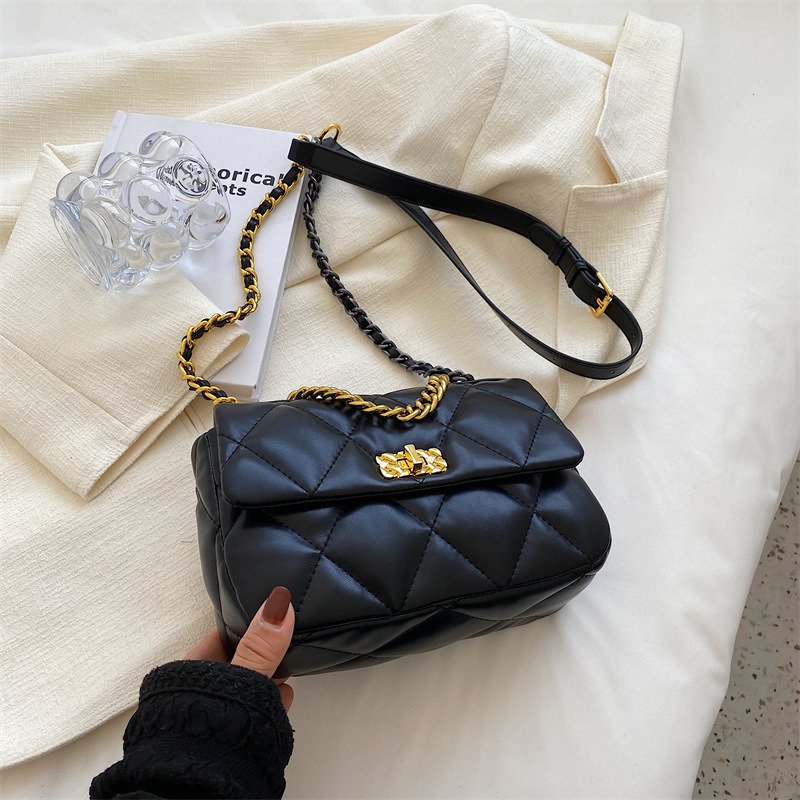 Classic Diamond Sewing Handbags For Women 2022 New Female Summer Trendy Metal Buckle Square Bags Ladies Shoulder Bags With Chain